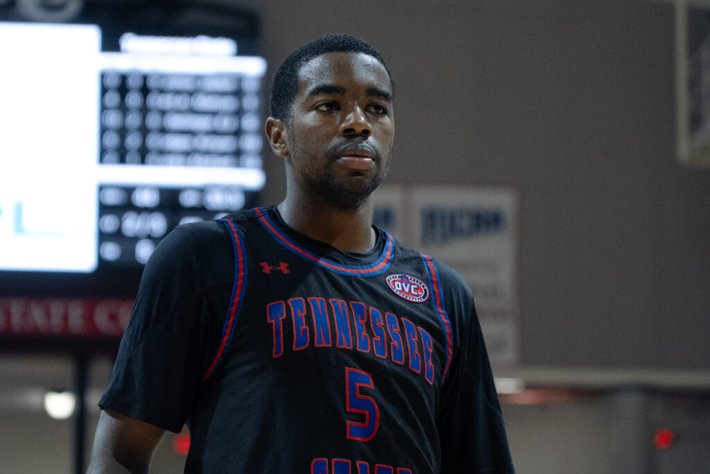  Tennessee State guard EJ Bellinger
